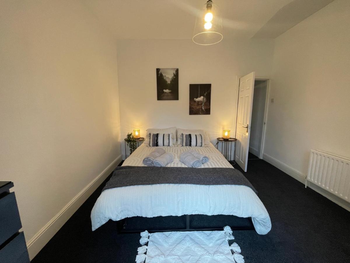 Urban 3 Bedroom Home In Kings Heath-Great Location Birmingham Exteriör bild